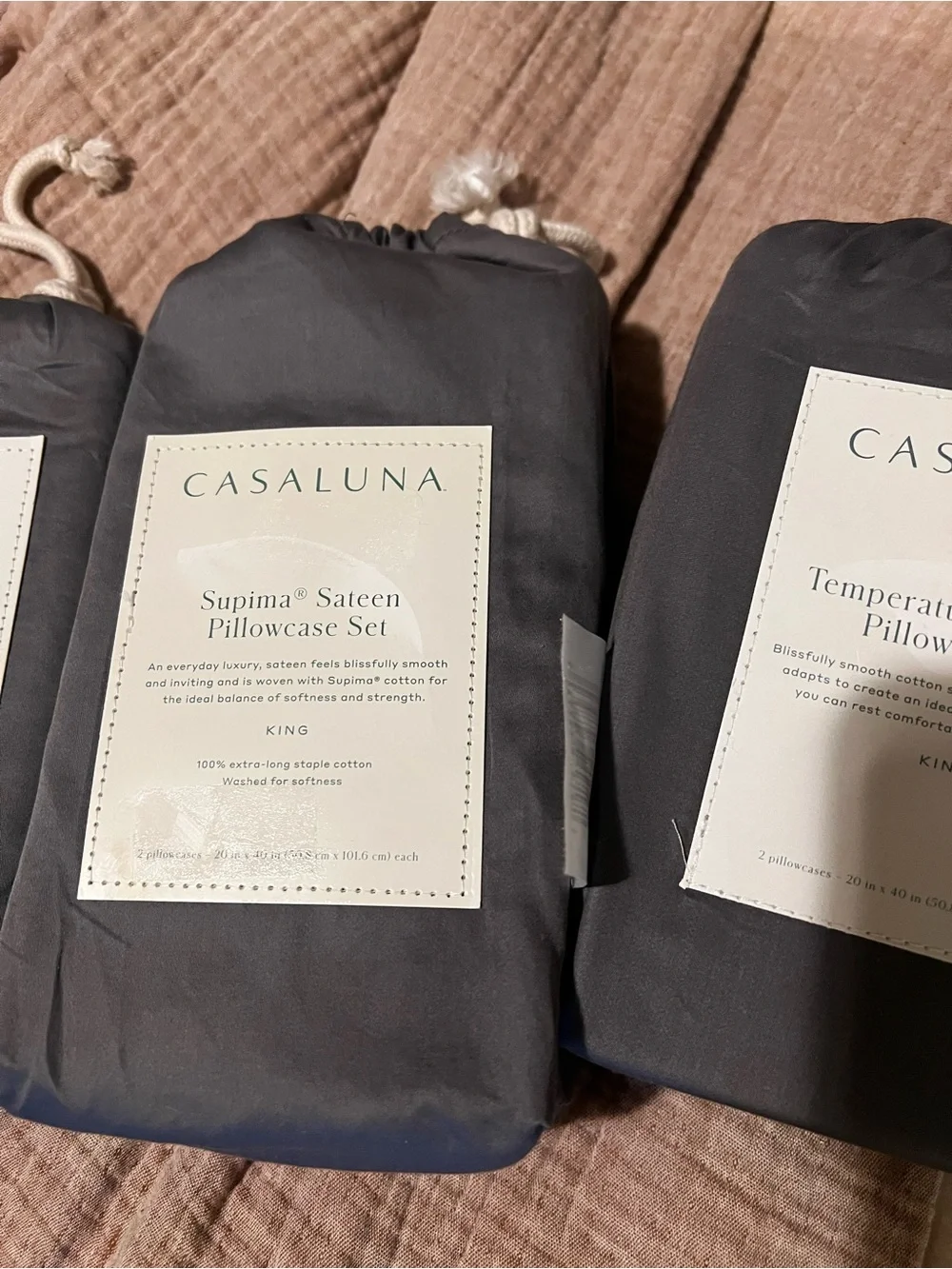 Casaluna three toiletry